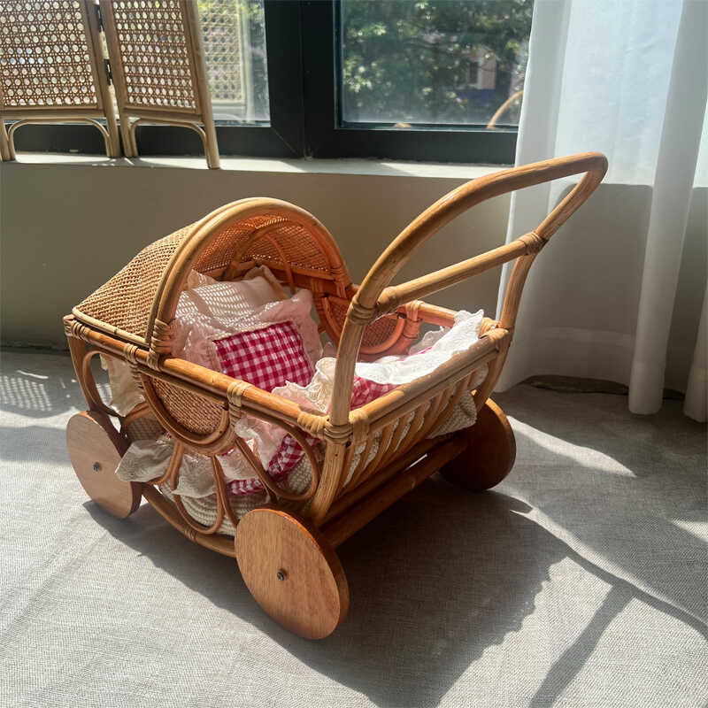 Gewebter Rattan-Kinderwagen, V – Photography Vintage Style Bewertung und Preis