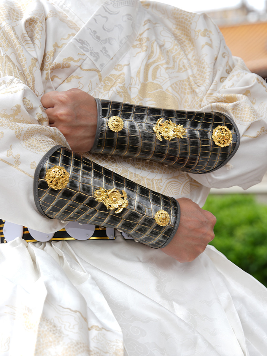 Leder Ninja Krieger Schwertkäm – Photography Of A Man Bewertung und Preis